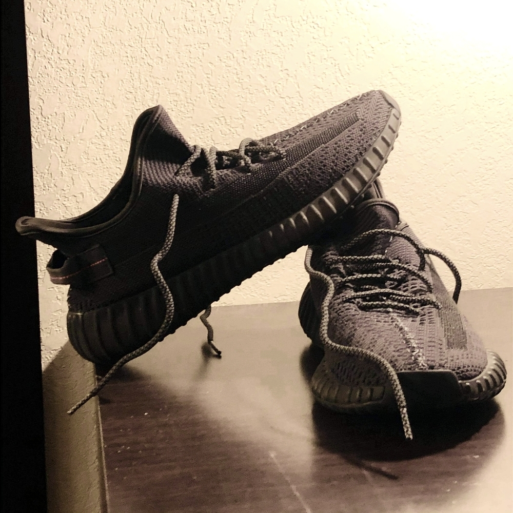 Adidas Yeezy Boost V2
